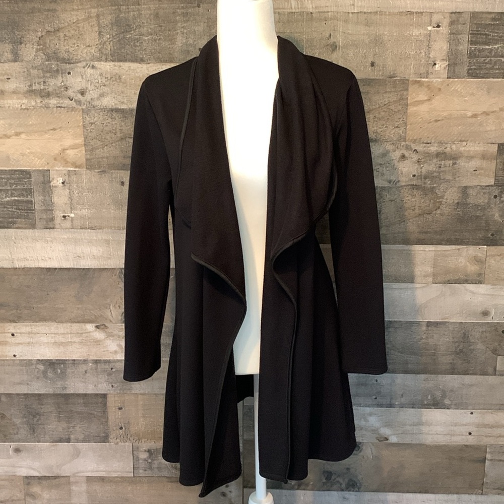 Frumos Waterfall Jacket - Picture 13 of 16